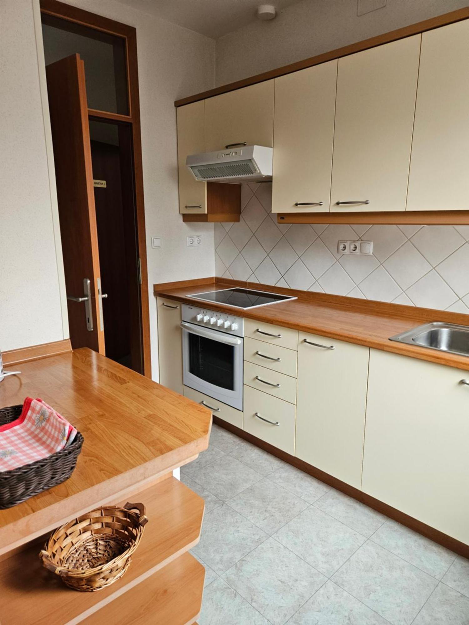 Dezman Apartments & Rooms Kranj Kültér fotó