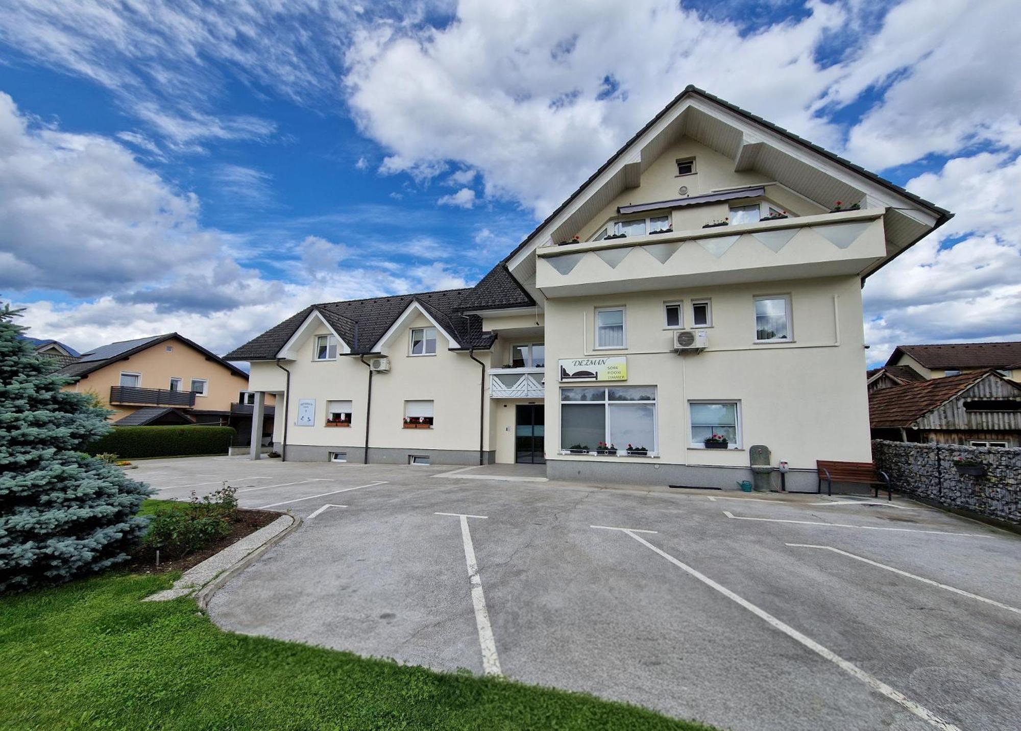 Dezman Apartments & Rooms Kranj Kültér fotó